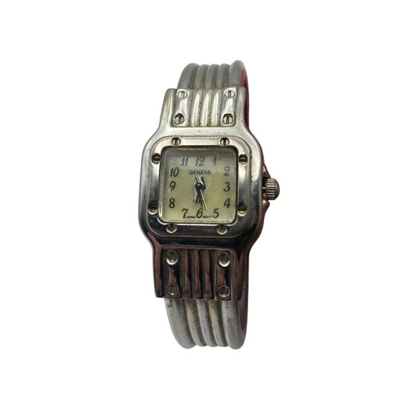 Vintage Style Geneva Elite Cuff Style Bracelet Watch with New Battery - Picture 1 of 6